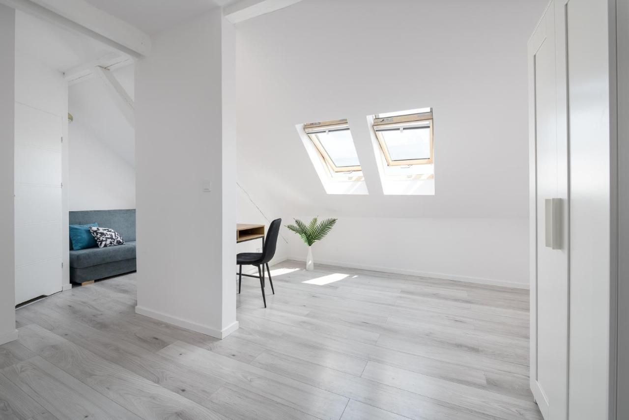 Comfortable 3City Studios In Gdynia By Noclegi Renters Экстерьер фото